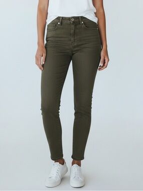 Vince Women’s Olive Green Skinny Jeans AS IS